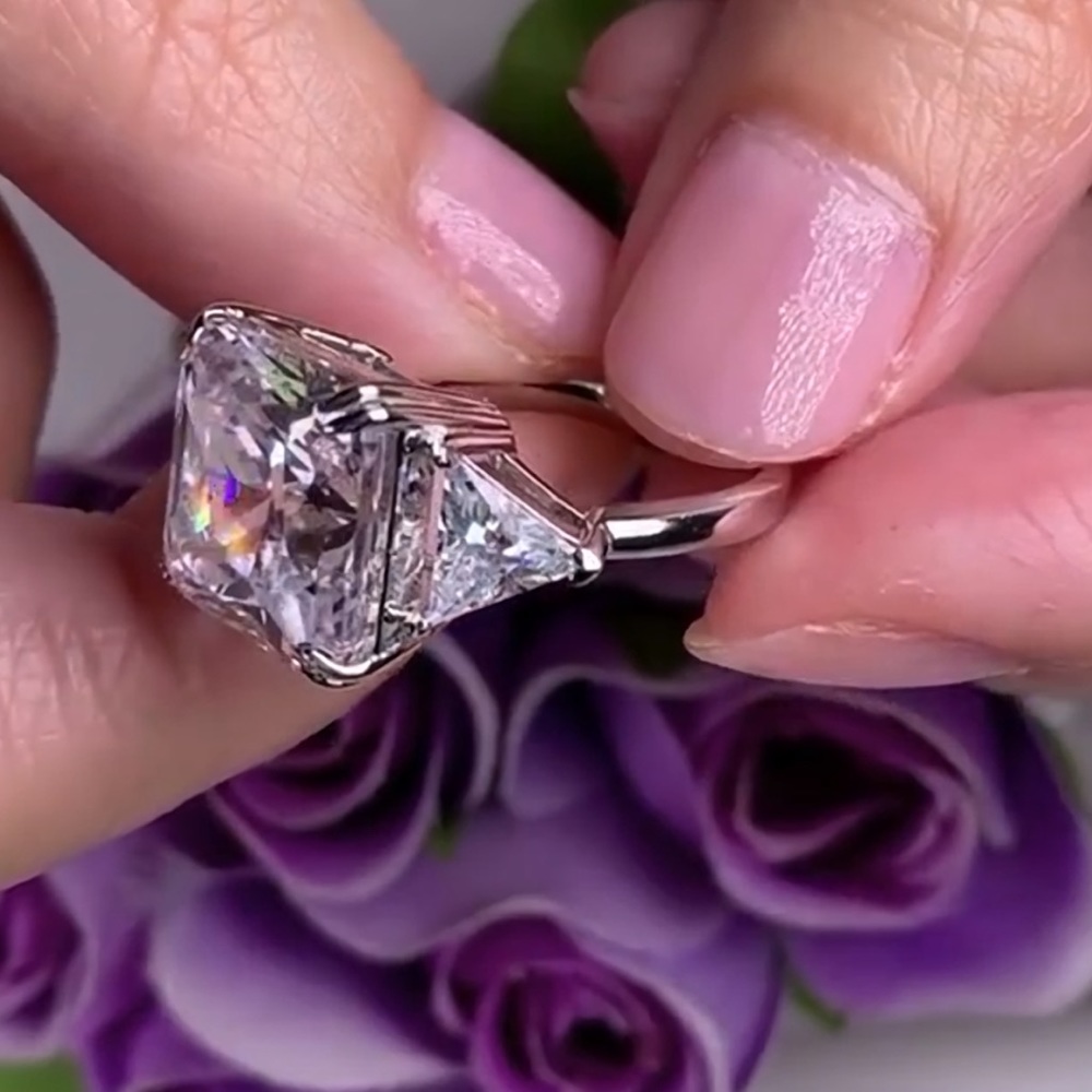 8ct Princess Cut Ring - Picture 9 of 13